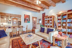 Serene Santa Fe Getaway w/ Hot Tub & Fireplace!