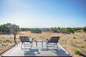 Serene Santa Fe Getaway w/ Hot Tub & Fireplace!