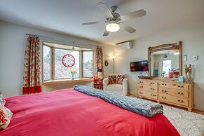 Serene Santa Fe Getaway w/ Hot Tub & Fireplace!