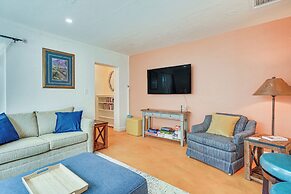 Stylish Tucson Townhome < 1 Mi to Arizona Stadium!