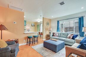 Stylish Tucson Townhome < 1 Mi to Arizona Stadium!