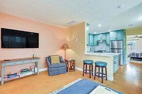 Stylish Tucson Townhome < 1 Mi to Arizona Stadium!