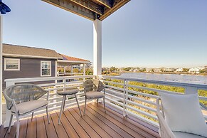 Lakefront Carolina Beach Townhome w/ 3 Balconies!