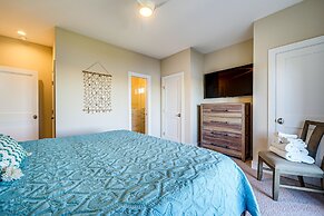 Lakefront Carolina Beach Townhome w/ 3 Balconies!