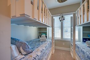 Lakefront Carolina Beach Townhome w/ 3 Balconies!