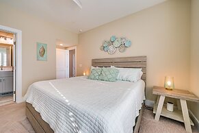 Lakefront Carolina Beach Townhome w/ 3 Balconies!