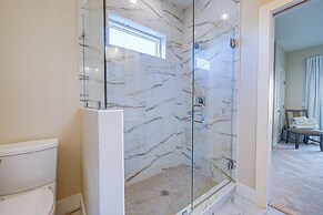 Lakefront Carolina Beach Townhome w/ 3 Balconies!