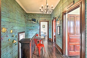 Historic Galveston Hideaway, Walk to the Beach!