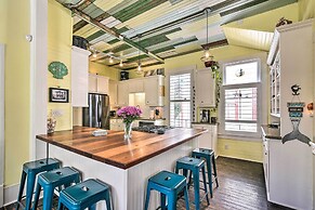 Historic Galveston Hideaway, Walk to the Beach!