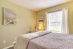 3 Mi to Savannah Beach: Lewes Condo w/ Pool Access