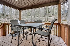 Hike, Swim & Ski: Home w/ Deck in Lackawaxen