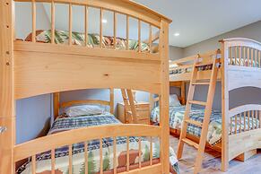 Hike, Swim & Ski: Home w/ Deck in Lackawaxen