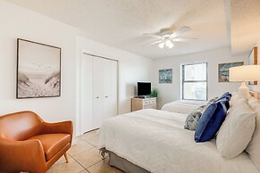 Orange Beach Condo w/ Ocean-view Balcony!