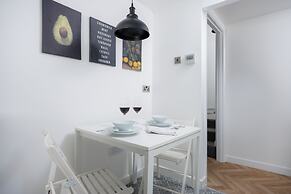 Central Plymouth 2Bed Apartment-Sleeps 4