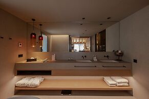 The Blackpine Hotel, Small Luxury Hotels