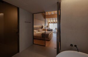 The Blackpine Hotel, Small Luxury Hotels