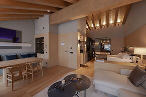 The Blackpine Hotel, Small Luxury Hotels