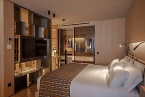 The Blackpine Hotel, Small Luxury Hotels