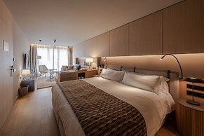 The Blackpine Hotel, Small Luxury Hotels