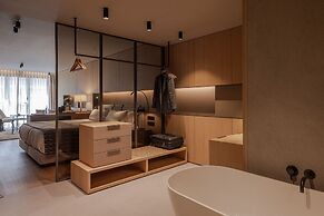 The Blackpine Hotel, Small Luxury Hotels