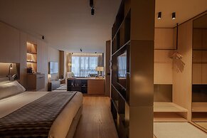 The Blackpine Hotel, Small Luxury Hotels