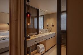The Blackpine Hotel, Small Luxury Hotels