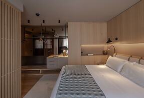 The Blackpine Hotel, Small Luxury Hotels