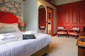 Eleven Stafford Street Townhouse