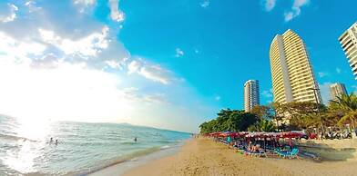 Adriatic Palace Hotel Pattaya