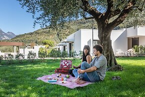 Oleeva Garda Living Adults Only