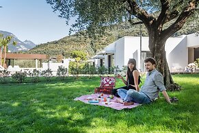 Oleeva Garda Living Adults Only