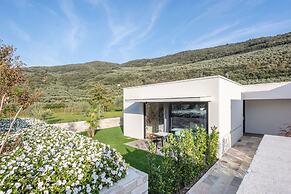 Oleeva Garda Living Adults Only