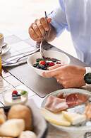 Oleeva Garda Living Adults Only