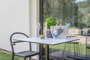 Oleeva Garda Living Adults Only