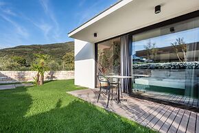 Oleeva Garda Living Adults Only