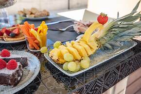 Oleeva Garda Living Adults Only