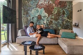 Oleeva Garda Living Adults Only