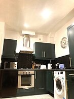 2-bed Apartment in Belfast Near City Centre