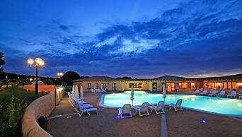 Residence with pool in Vignola Mare