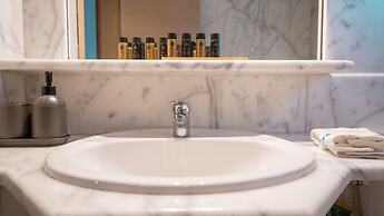 The Miller House under Meteora