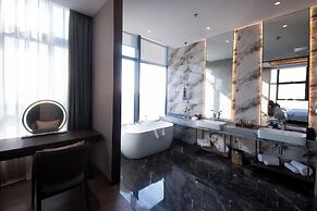 Wyndham Dalian Jinpu