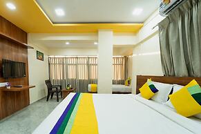 Itsy Hotels Anand Executive, Near Amanora