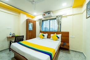 Itsy Hotels Anand Executive, Near Amanora