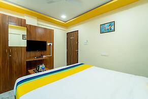 Itsy Hotels Anand Executive, Near Amanora