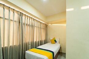 Itsy Hotels Anand Executive, Near Amanora