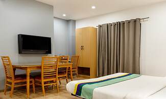 Treebo Treetops Inn - Anna Nagar