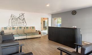 Treebo Treetops Inn - Anna Nagar