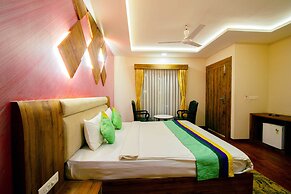 Treebo Greenland Resort, Patia