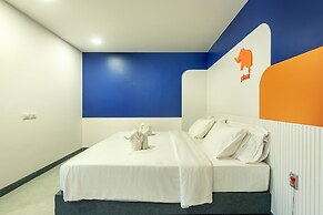 PLAAI Plus Hotel Bowin