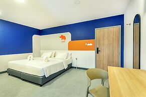 PLAAI Plus Hotel Bowin